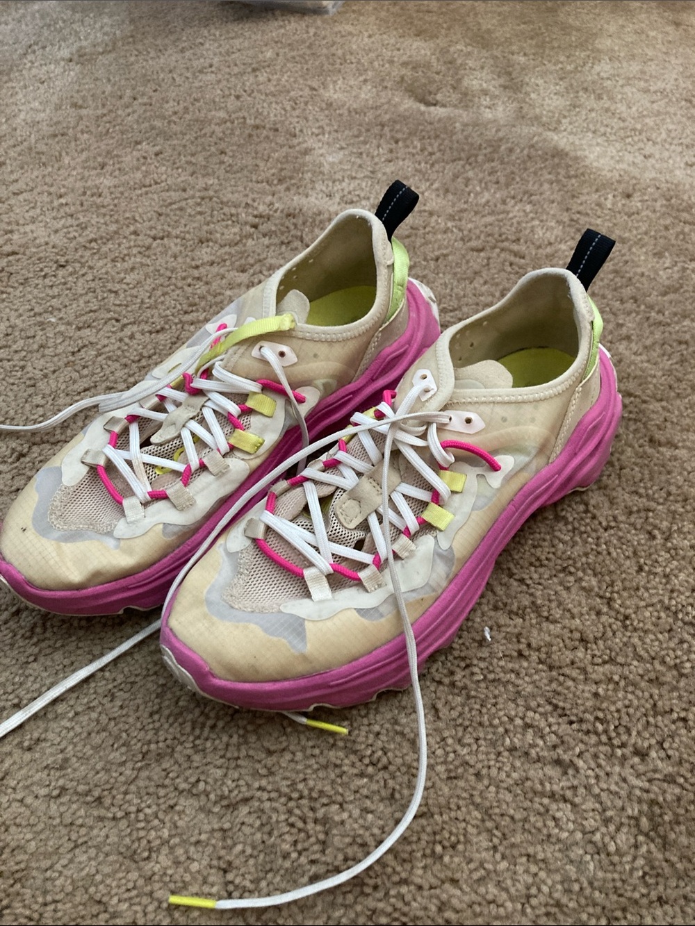 Sorel Women’s Beige Sneakers with Pink Platform and Yellow Accents